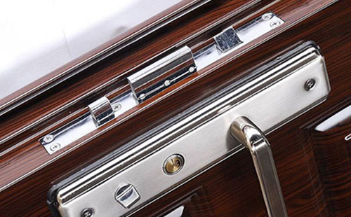 白朗24小时上门开锁公司