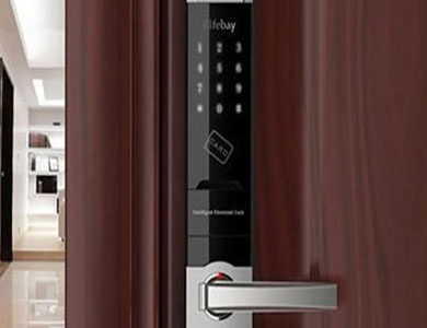 白朗24小时上门开锁公司